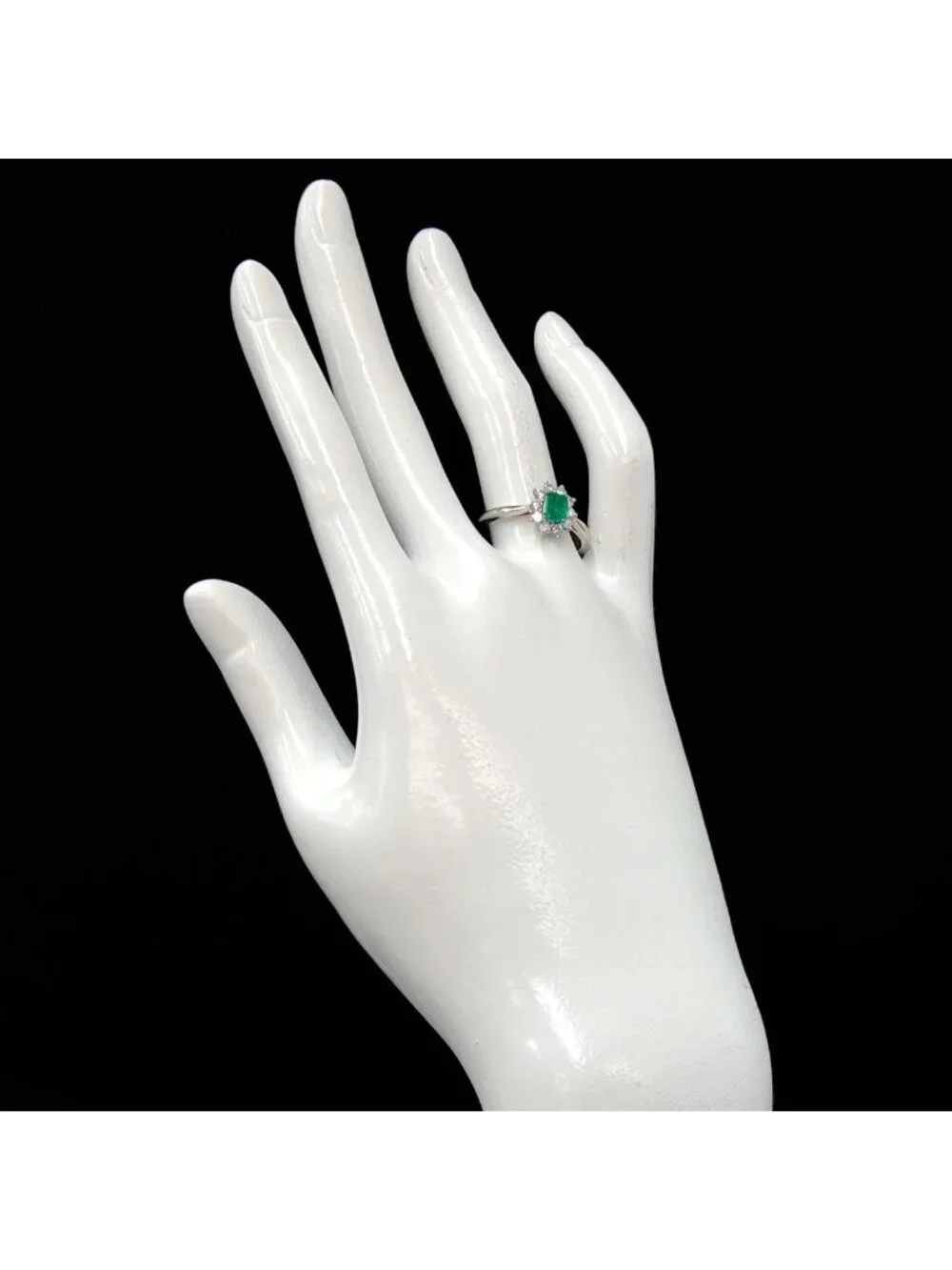 Tiffany & Co Ring Emerald Diamond Pt Platinum